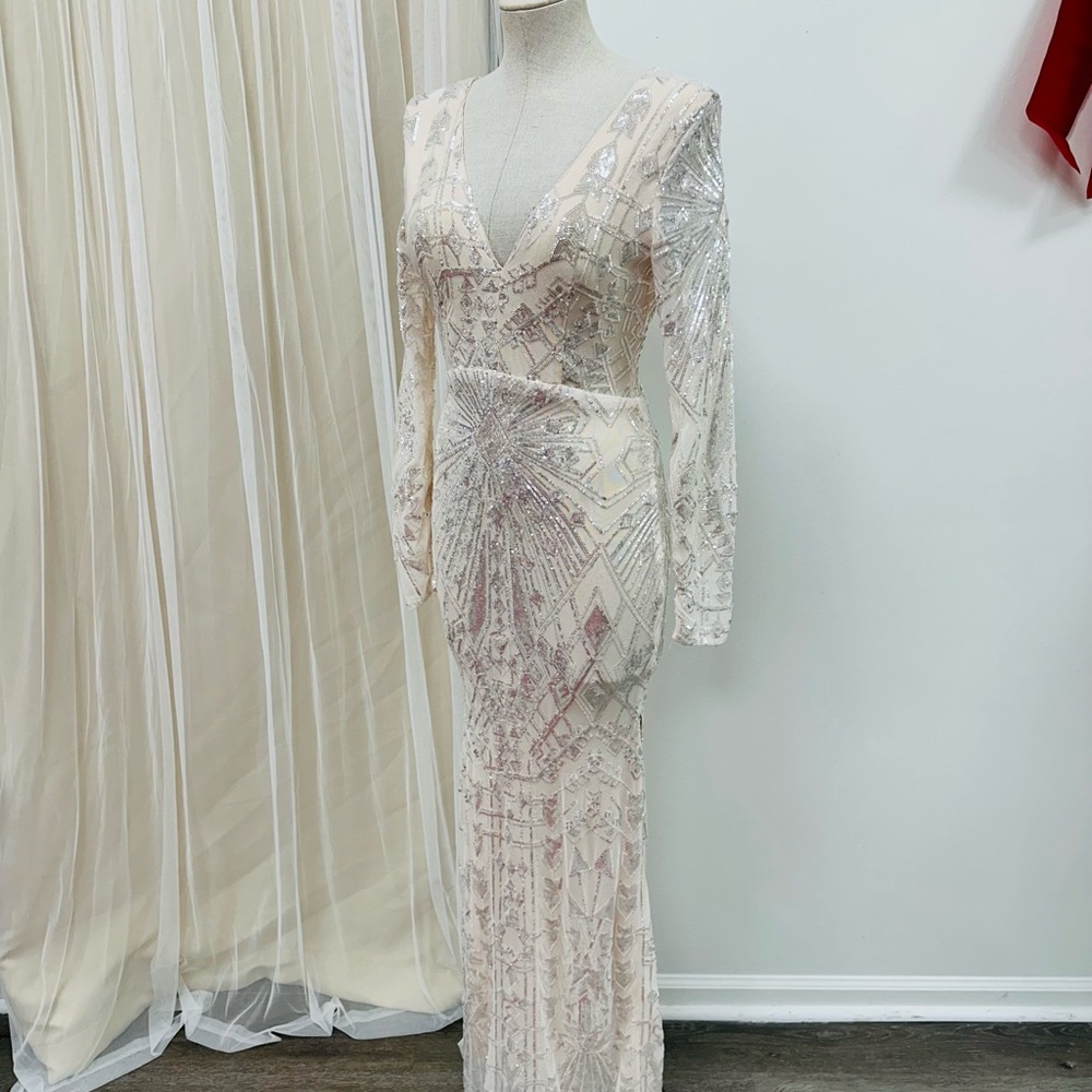 NYE Long Sleeve Ivory and Silver Sequin Evening Gown Dress Sz Small